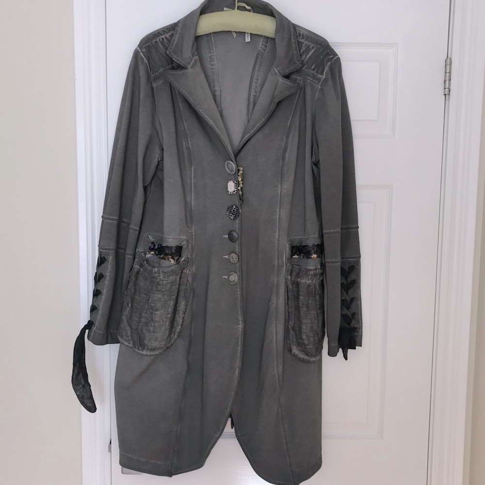 ❤️ Host Pick ❤️ Italian jacket; gorgeous one-of-a-kind plus size